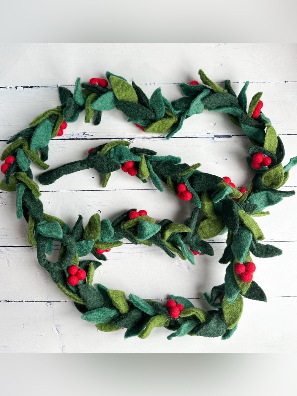 Green Felt Leaf and Red Berry Christmas Garland